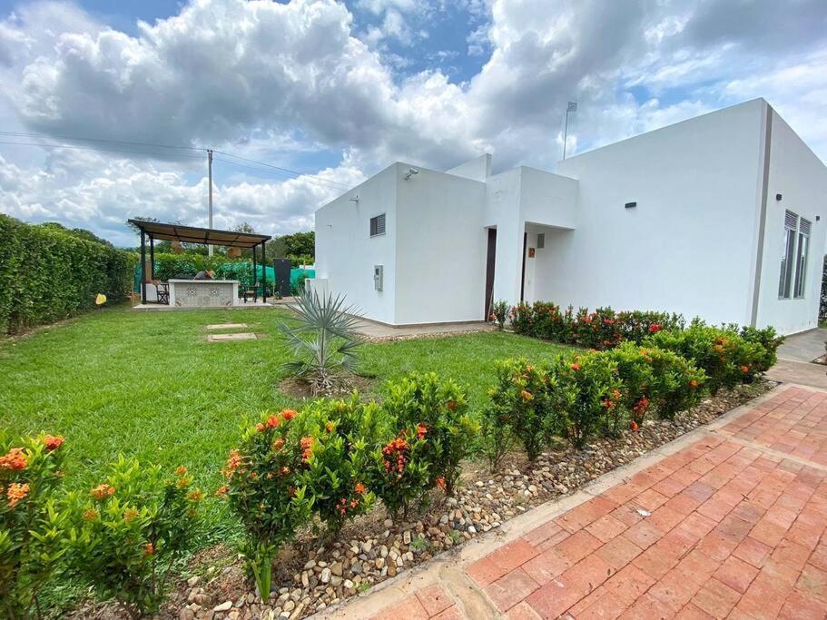 فيلا Casa Palma Roja Boutique , Piscina Privada كارمن دي أبيكالا المظهر الخارجي الصورة